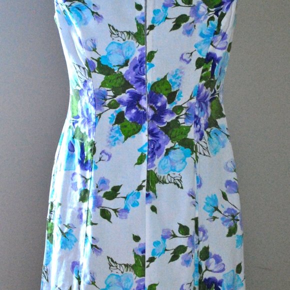Purple & blue floral dress (M/L) - Picture 9 of 9